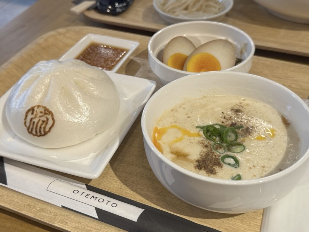 流求茶館のアグー豚肉まんセット