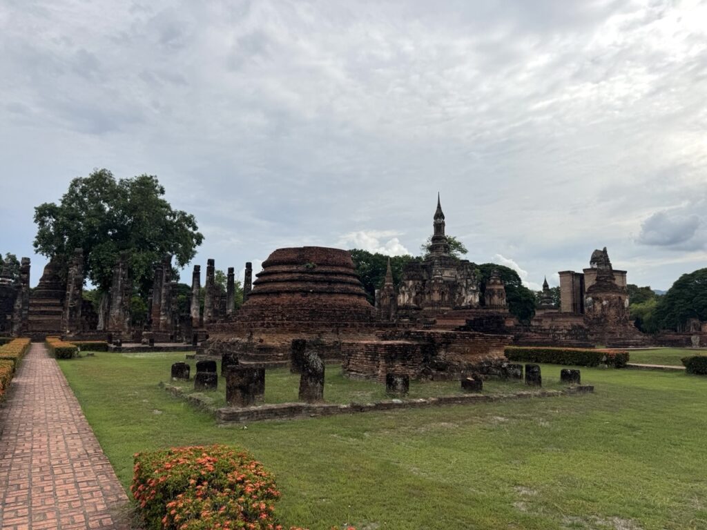 ワット・マハタート（Wat Mahathat）