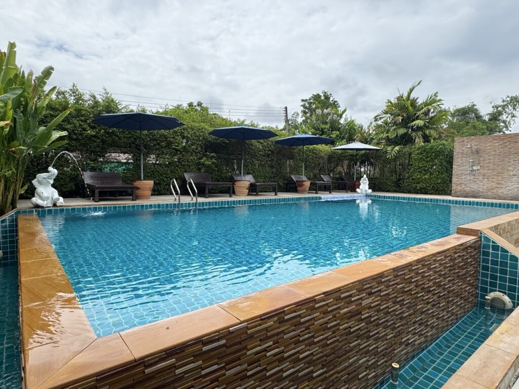 Thai Thai Sukhothai Resort プール